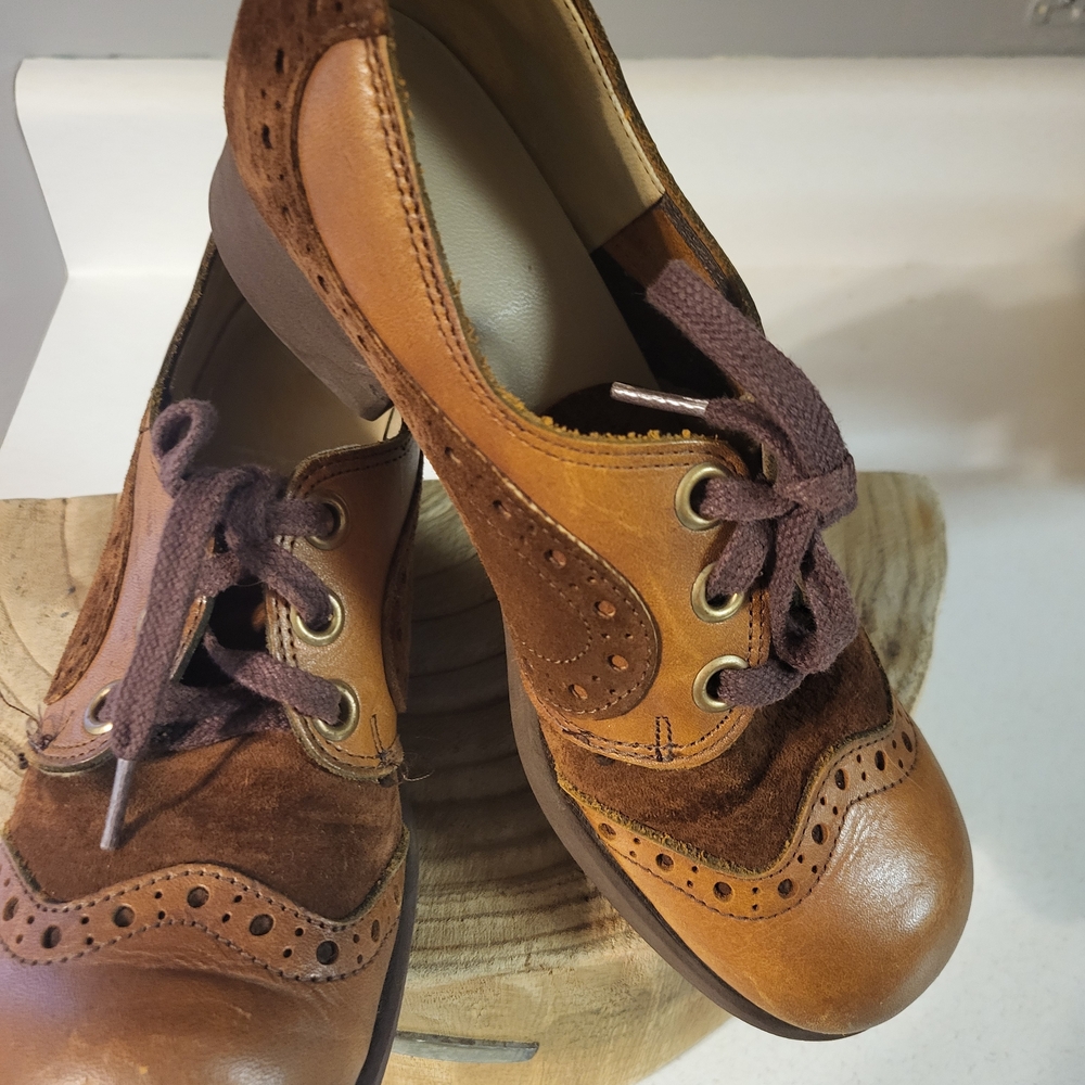 Womens Brown Wingtip Lace Up Block Heel Pumps Closed Toe Cobbler Shoe Size 7